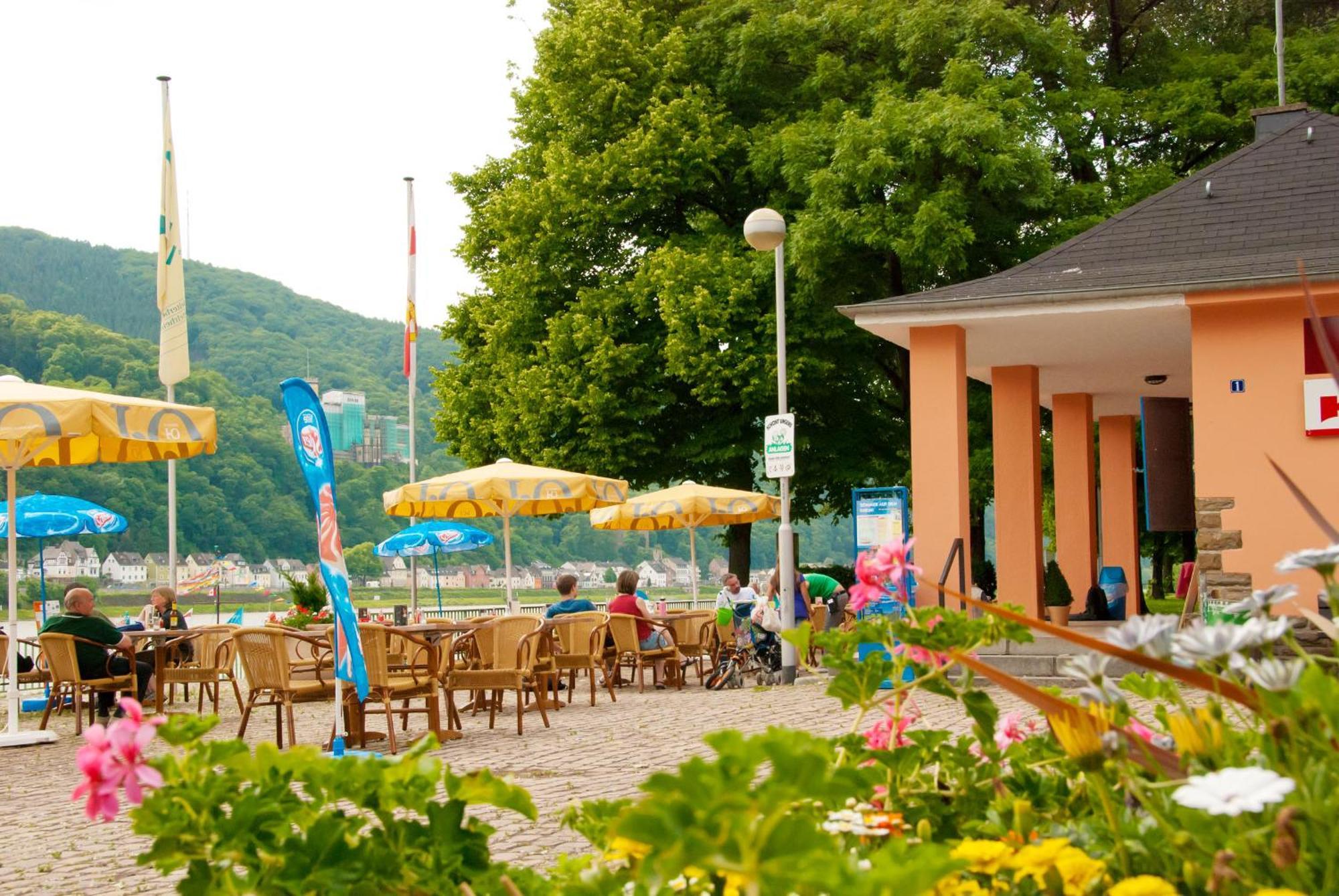 Neubert'S Gasthaus Am Rhein Ланштайн Экстерьер фото